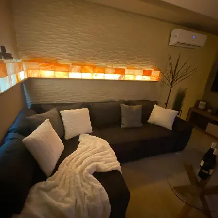 Zengo Kincse Vendeghaz Apartment